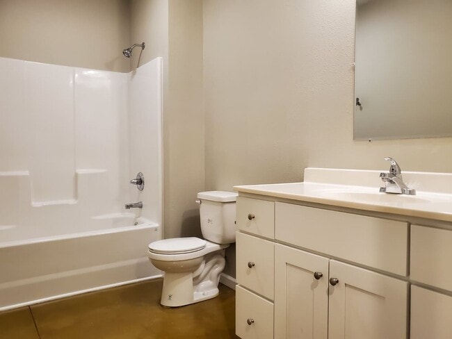 Photo - 3 bed, 1 bath Apartment Unit 217 Cane Creek