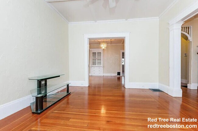 50 Bromfield Rd Unidad 1