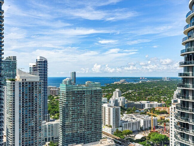 Building Photo - 801 S Miami Ave Unit 4402