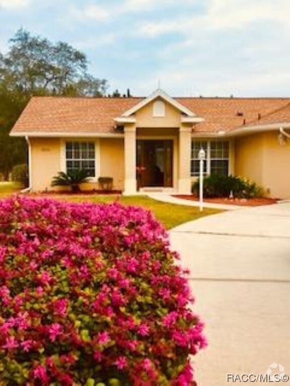 Building Photo - 2630 N Brentwood Cir Rental