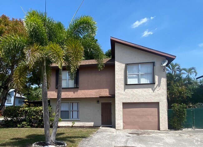 Building Photo - 17384 Sentimental Journey Rental