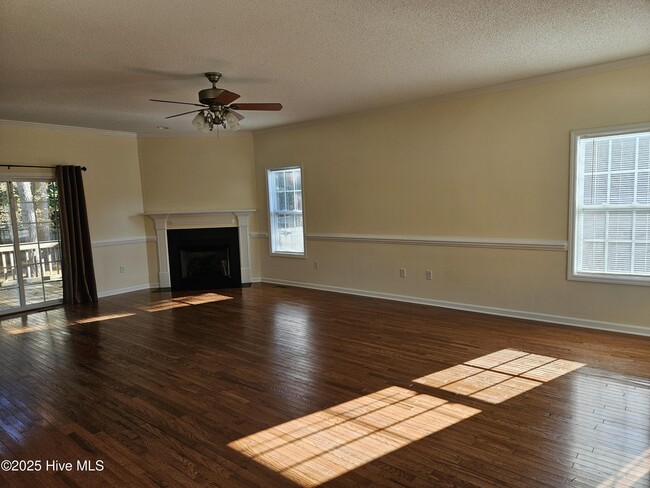 Photo - 313 Osprey Point Dr