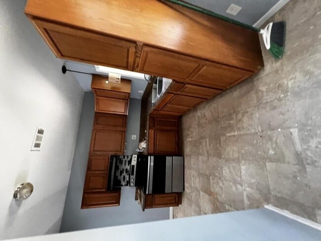 Photo - 202 Sheppard Rd