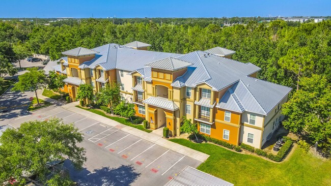 Lakewood Pointe