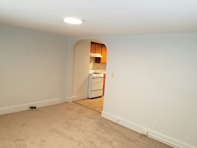 Photo - 7 1/2 Fletcher Street