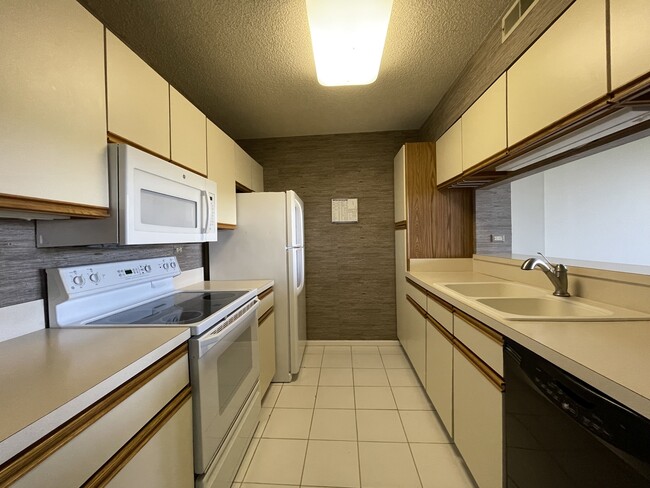 Photo - 511 Aurora Ave Unit 608