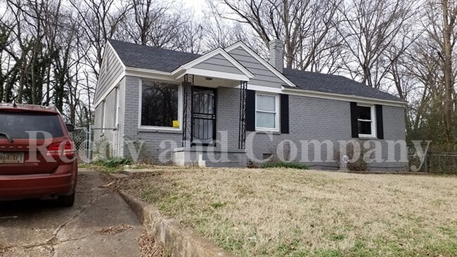 Building Photo - 3159 St Charles Dr Rental