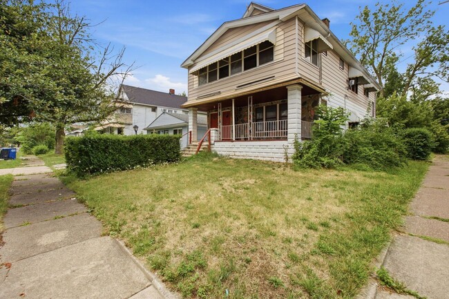 Building Photo - 12313 Rexford Ave