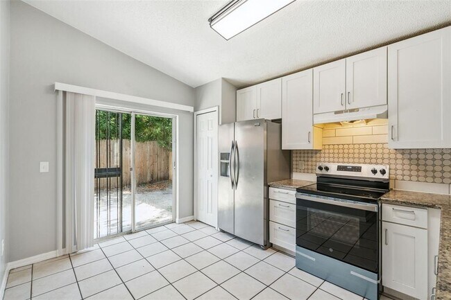 Photo - 5235 Florida Holly Dr
