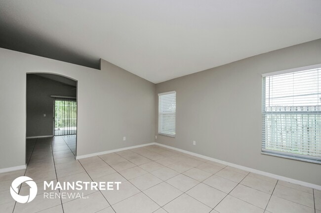 Photo - 1235 Whitewood Way