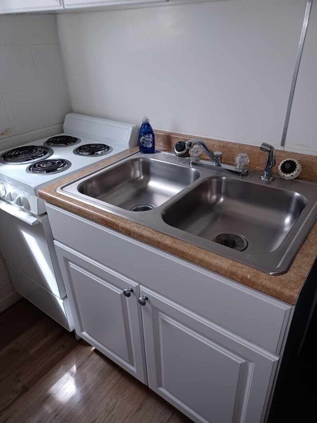 Photo - 518 11th St Unit W5