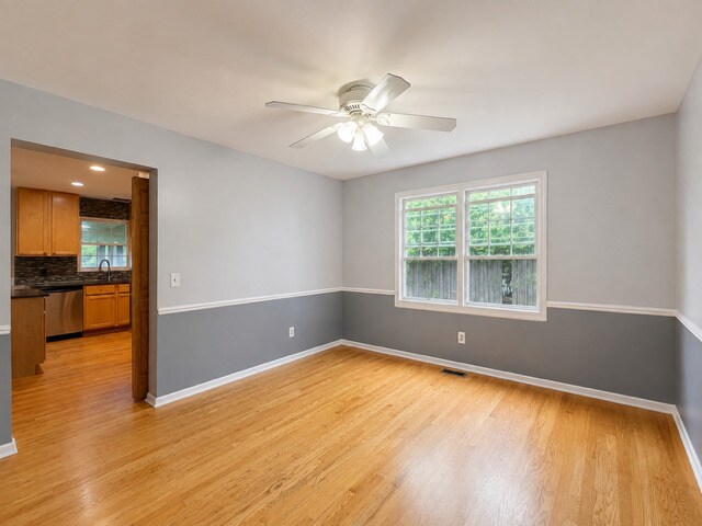 Photo - 6582 Tealwood Rd