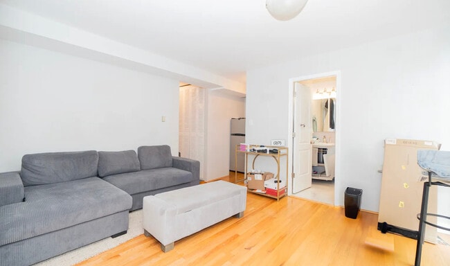 Photo - 2201 N Cleveland Ave Unit 305