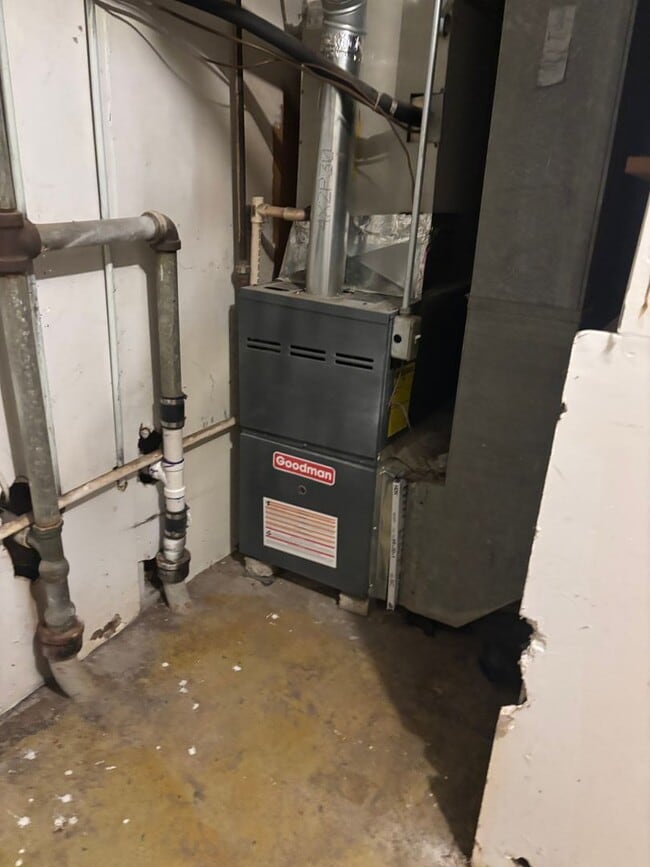 Photo - 3 Bedroom 1.5 Bath Home for rent