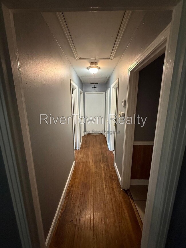 Photo - 1922 St Elmo Ave