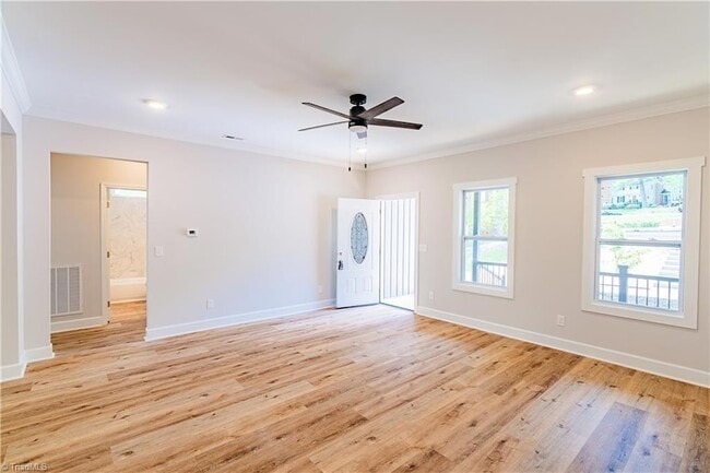 Photo - 6 Teaberry Ct