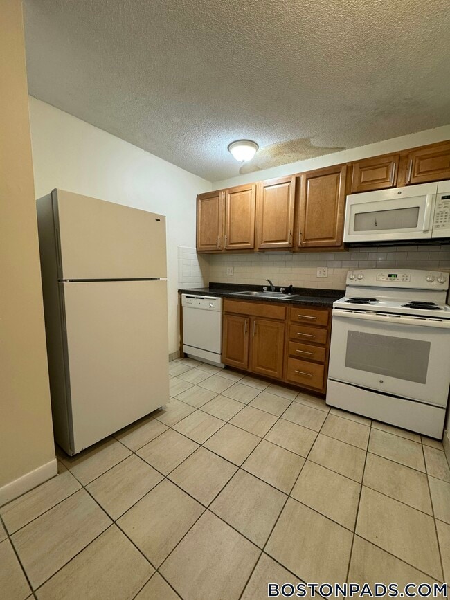 Photo - 90 Gardner St Unidad 10