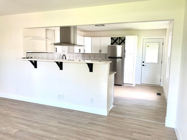 Photo - 157 Monarch Ln