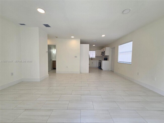Photo - 242 NW 51st Ave