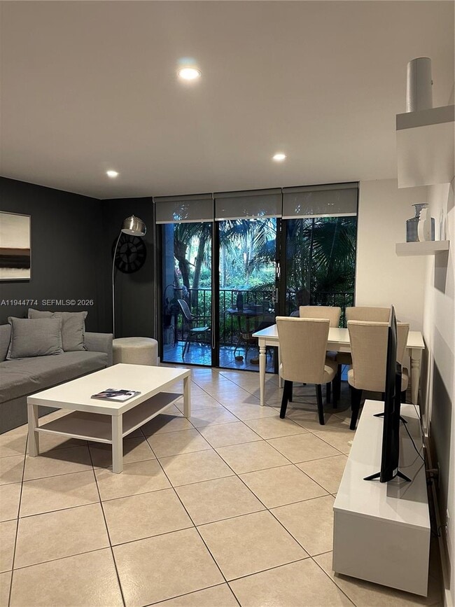 Photo - 18151 NE 31st Ct Unit 108