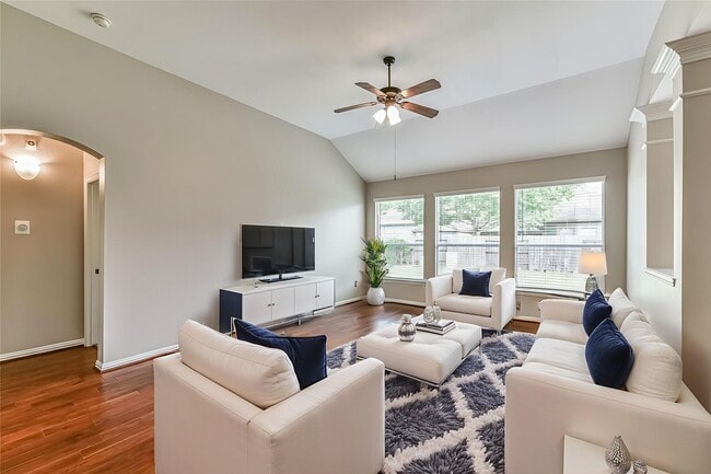 Photo - 5311 Barleycorn Ln