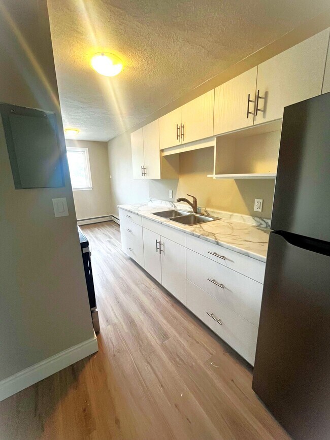 Photo - 1064 Brenchley St Unit 304