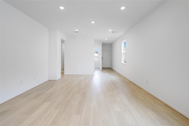 Photo - 21834 Red Lantana Trl