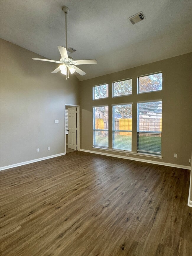 Photo - 6102 Sandy Valley Dr