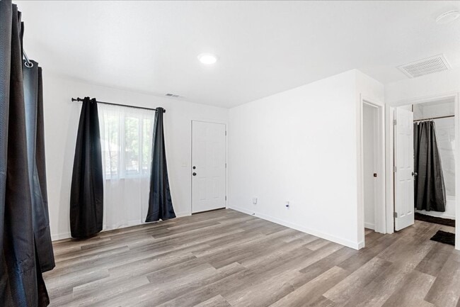 Photo - 3221 San Jose Way