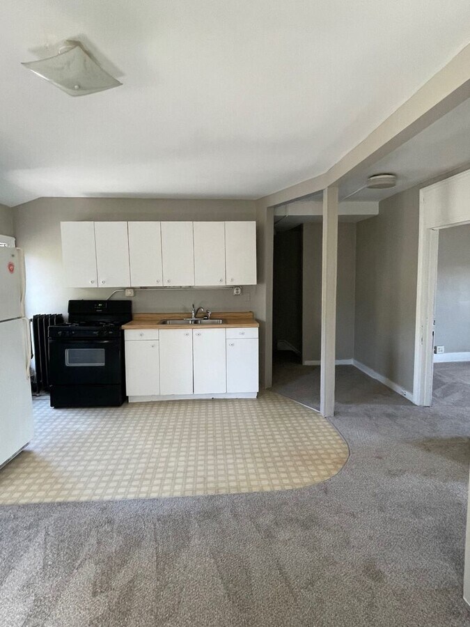 316 Maple Ave 6 Unit - 316 Maple Ave 6 Unit