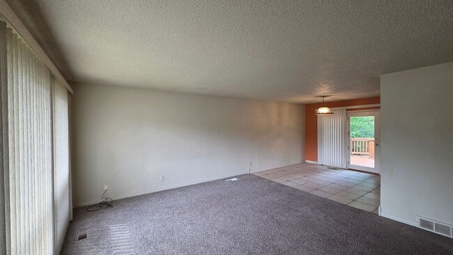 Photo - 2240 55th St