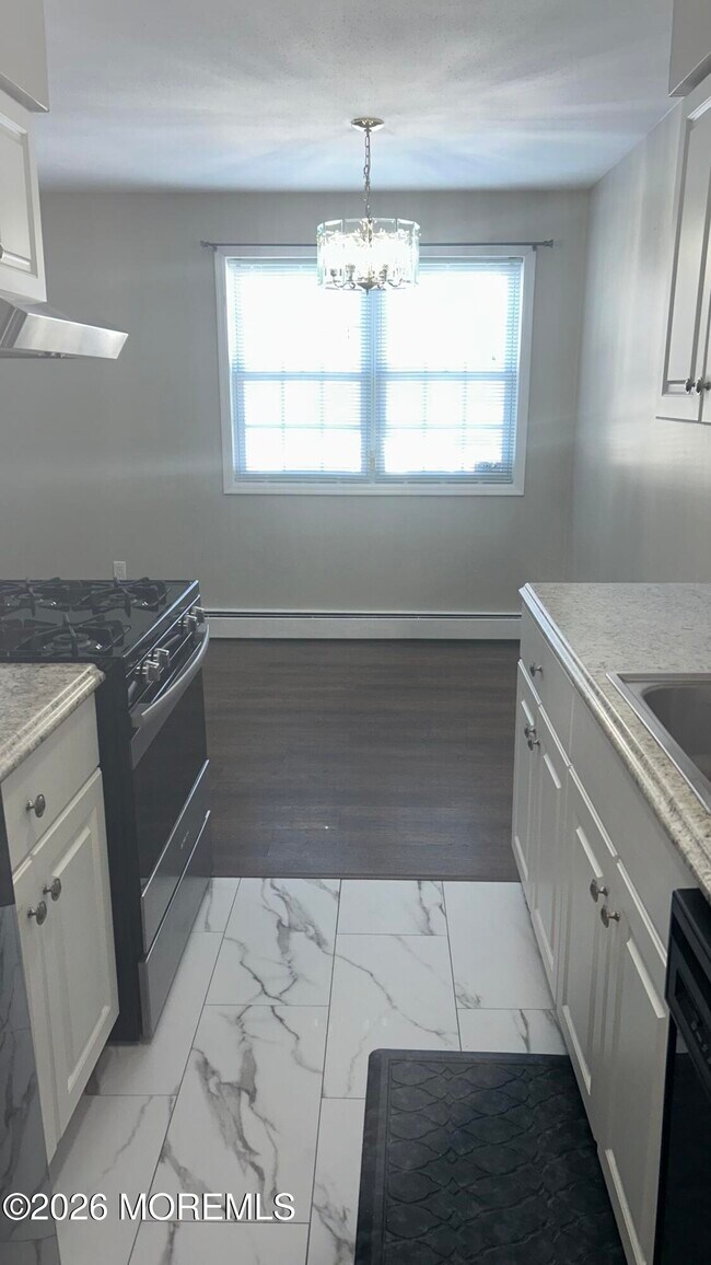 Photo - 12 Manchester Ct Unit C