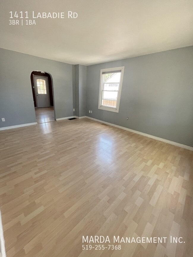 Photo - CHARMING 3 BED/1 BATH HOUSE IN EAST WINDSOR + UTILITIES