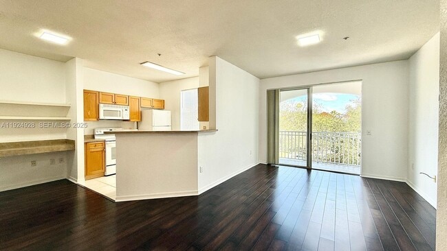 Photo - 11032 Legacy Dr Unit 301