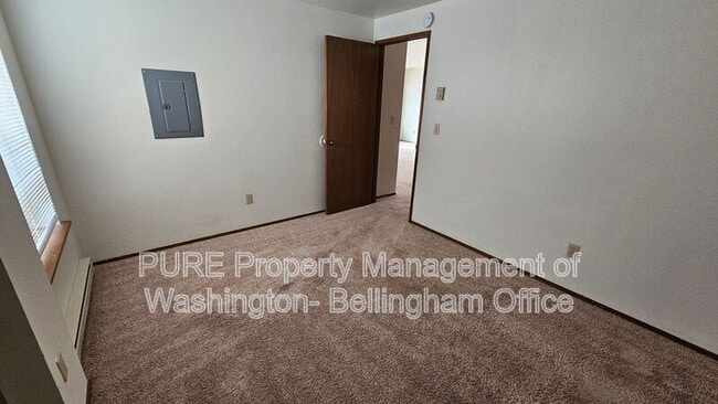 Photo - 2256 Douglas Rd