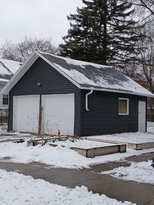 Photo - 2204 Fremont St