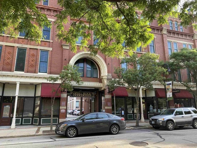 Photo - 30 Hanover St Unidad 305