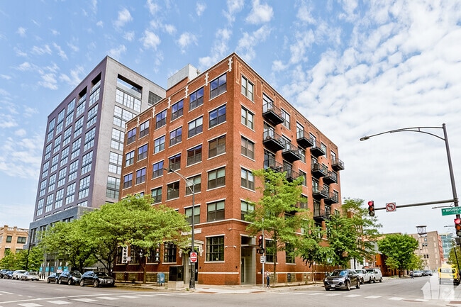 Building Photo - 106 N Aberdeen St Unit 4F Rental