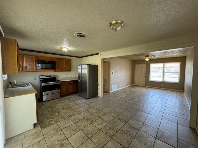 Photo - 3-Bedroom House for Rent in Killeen