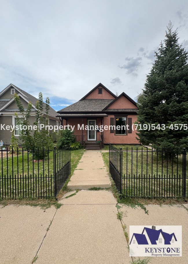 Building Photo - Charming Pet Friendly House 2 Bedroom/1.5 ...