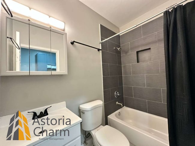 Photo - 1918 N Charles St Unit 1