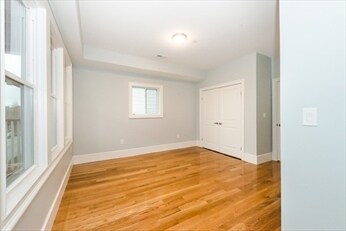 Photo - 4370 Washington St