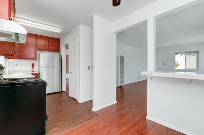 Photo - 617-617 Truly Terrace Unit 617 Truly Ter