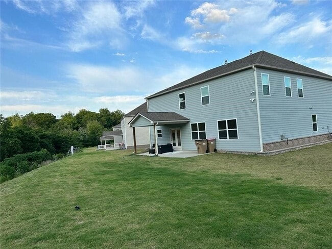 Photo - 5595 Loring St
