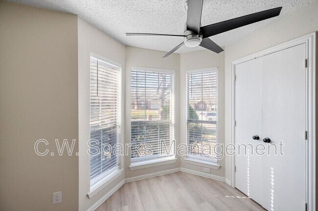 Photo - 4913 Mountain Ridge Ln