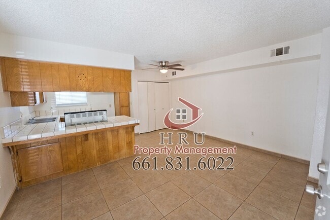 Building Photo - SW- condo 1bed-1.bath
