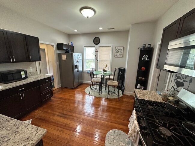 Photo - 45 Coburn St Unit 2