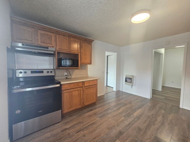 Photo - 1 Bedroom 1 Bath Home in Shawnee!
