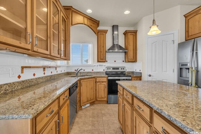 Photo - AMAZING 2 STORY HOME w/ 4 CAR GARAGE!