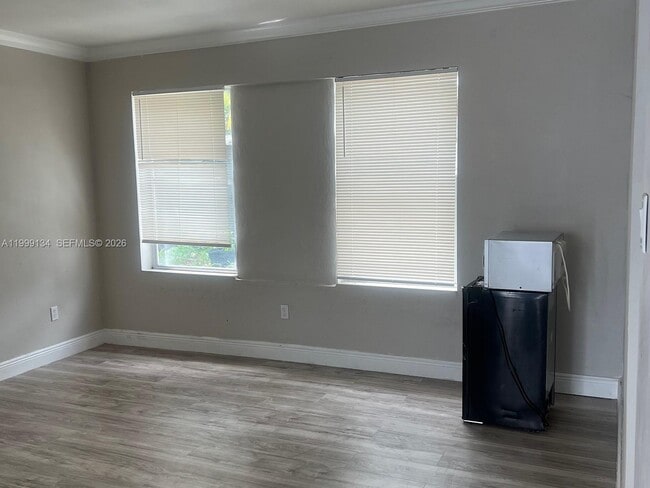 Photo - 1080 Carolina Ave Unit 1